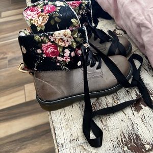 Floral combat boots